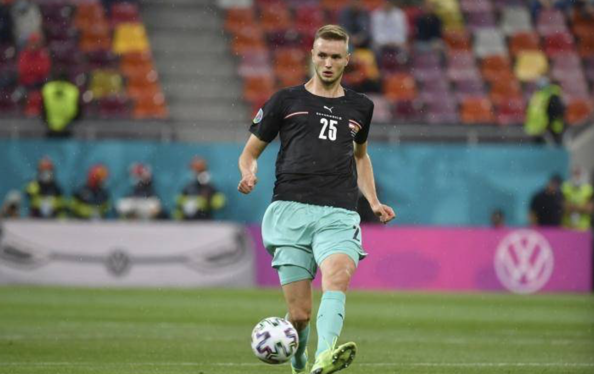  狼队的前锋卡拉季奇渴望转投至德甲劲旅法兰克福。