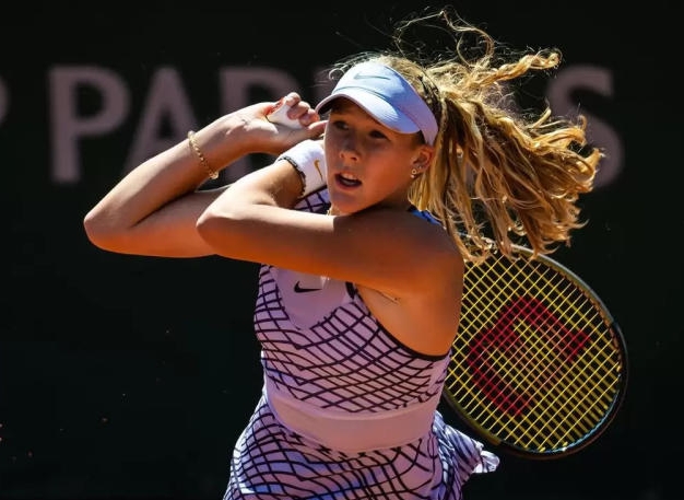 新星安德烈耶娃在2024年澳网淘汰3届大满贯冠军贾贝乌尔