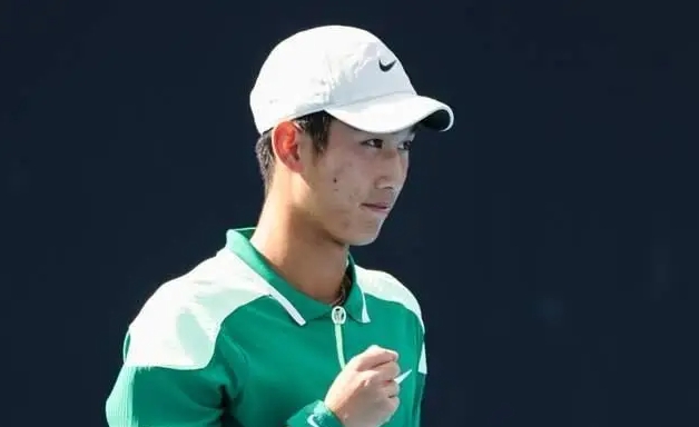 历史性突破：商竣程成首位晋级澳网32强的中国大陆男选手