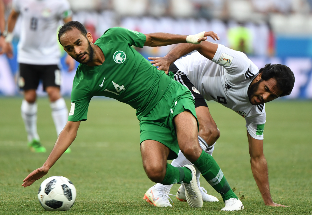 沙特足球联赛吸引英超球员引发争议？沙特财团入主后纽卡潜在首发大猜想