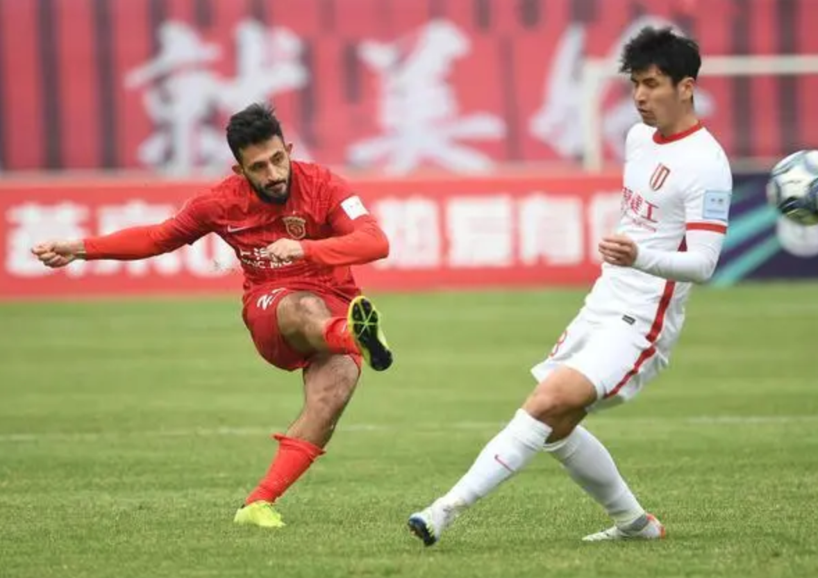  足协杯-海港4-0成都，上海海港vs成都蓉城赛况，上海海港能得冠军榜首吗