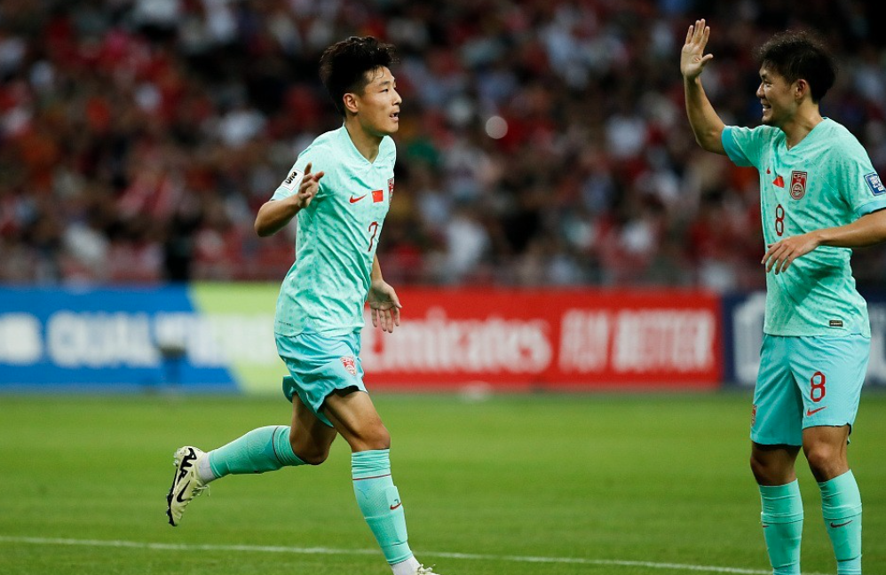 中国男足2:2憾平新加坡 世界杯预选赛之路坎坷