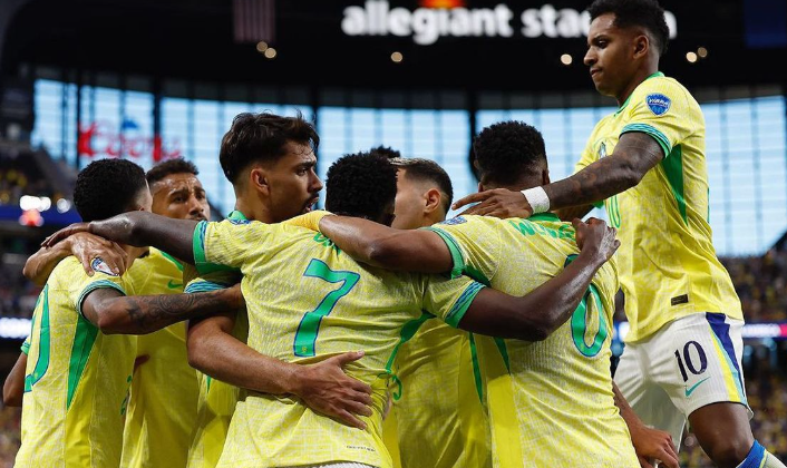 巴西1-1哥伦比亚，小组赛激战无分胜负