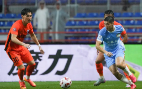 中超-玉昆2-1逆转河南 何超乌龙+恩里克点射定胜局