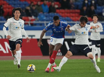 日职联第23轮前瞻：横滨德比，横滨FC vs 横滨水手