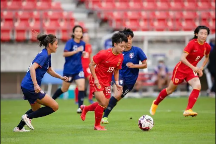 女东亚杯冠军之战：中日对决定王座 邵子钦挑战大泽春花