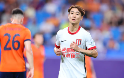 足协杯-​​韦世豪梅开二度 ​​成都蓉城2-1青岛海牛晋级四强